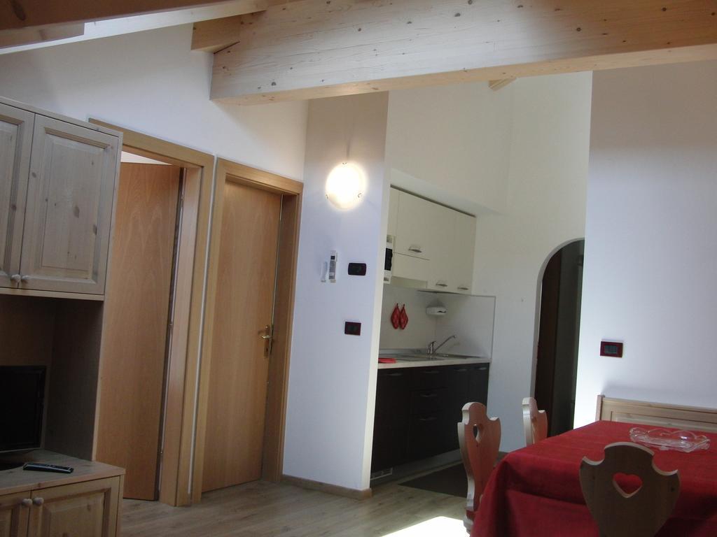 Residence Garni Manuela Cavalese Exterior foto